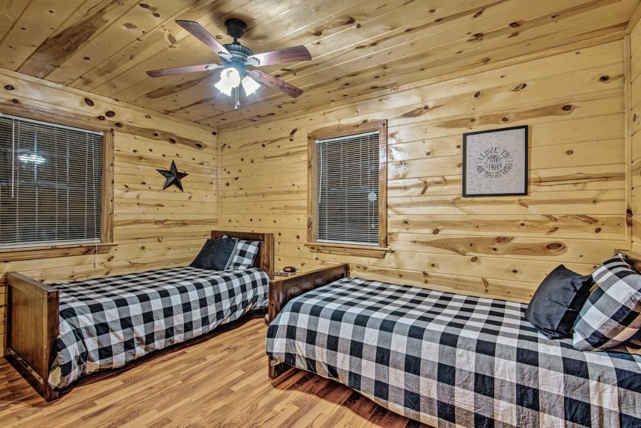 Broken Bow Starlight Cabin With Private Hot Tub! Zewnętrze zdjęcie